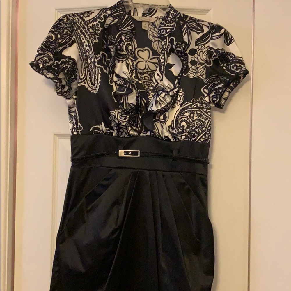 Black & White capped sleeve dress